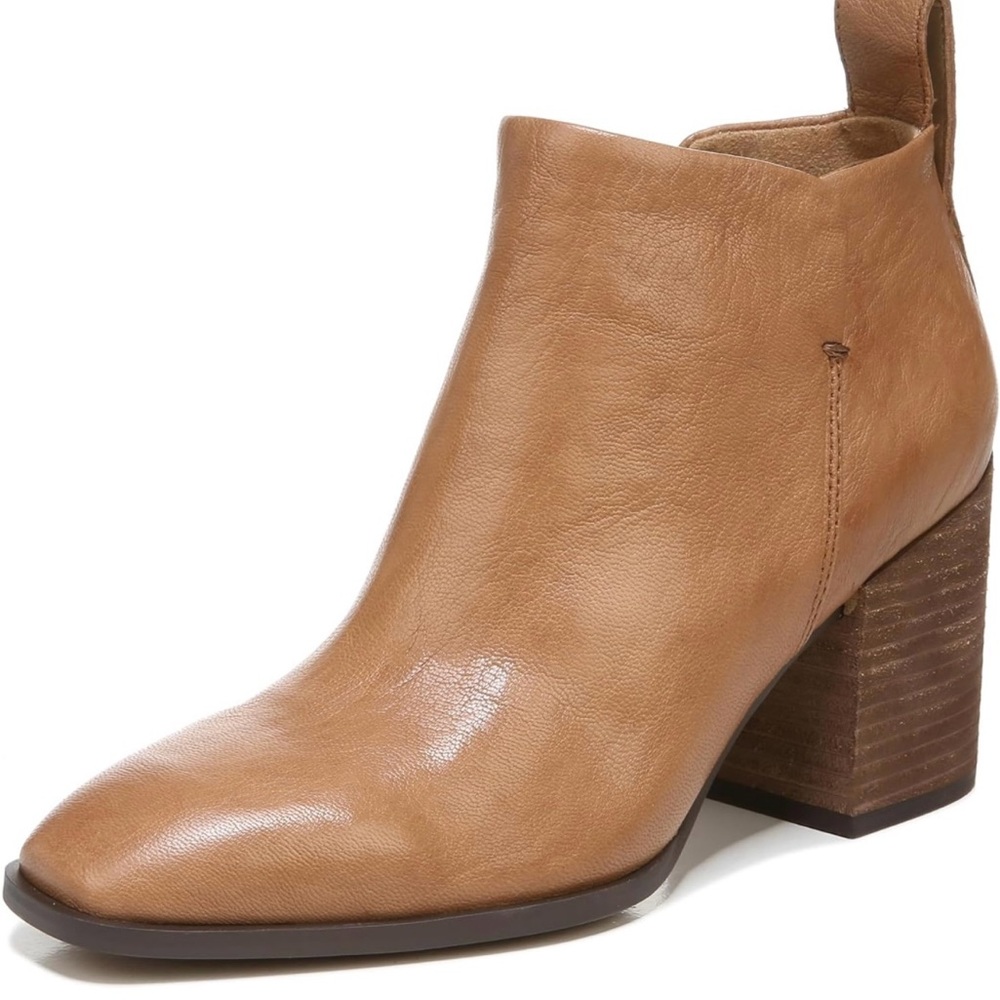 ⭐️ VIONIC Vienna Lyssa Ankle boots 7.5 Like New! ⭐️